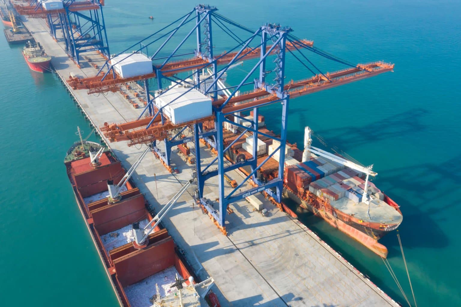 Liquefied gas storage and regasification systems