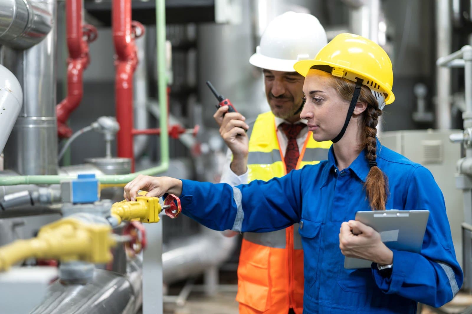 Highway fuel depot network