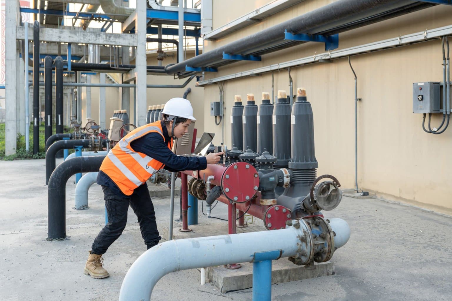 Hydrogen and ammonia transfer piping